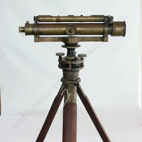 14¾" STANLEY BRASS SURVEYOR'S TRANSIT IN MAHOGANY CASE w TRIPOD